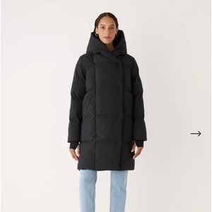 Frank and Oak, The Hygge Puffer Coat in Black size XL